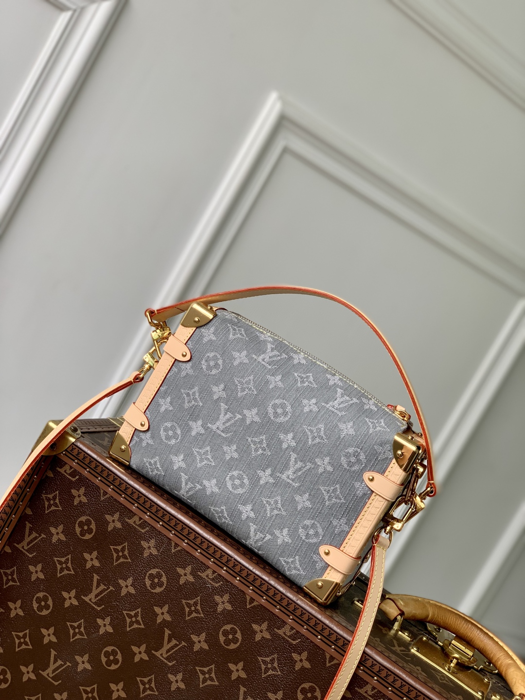 Louis Vuitton Side Trunk -M13285-16 x 8.5 x 23.5CM