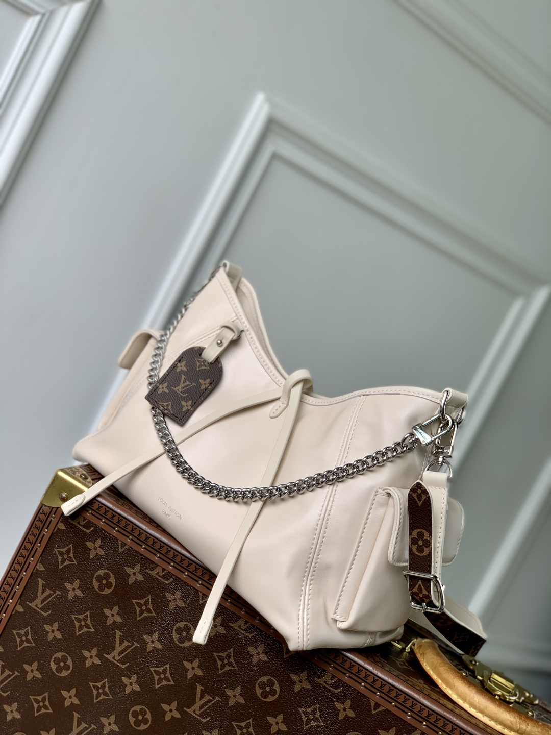 Louis Vuitton CarryAll Cargo Bag-M12579-33.5 x 23 x 15CM Louis Vuitton CarryAll Cargo Bag-M12579-33.5 x 23 x 15CM
