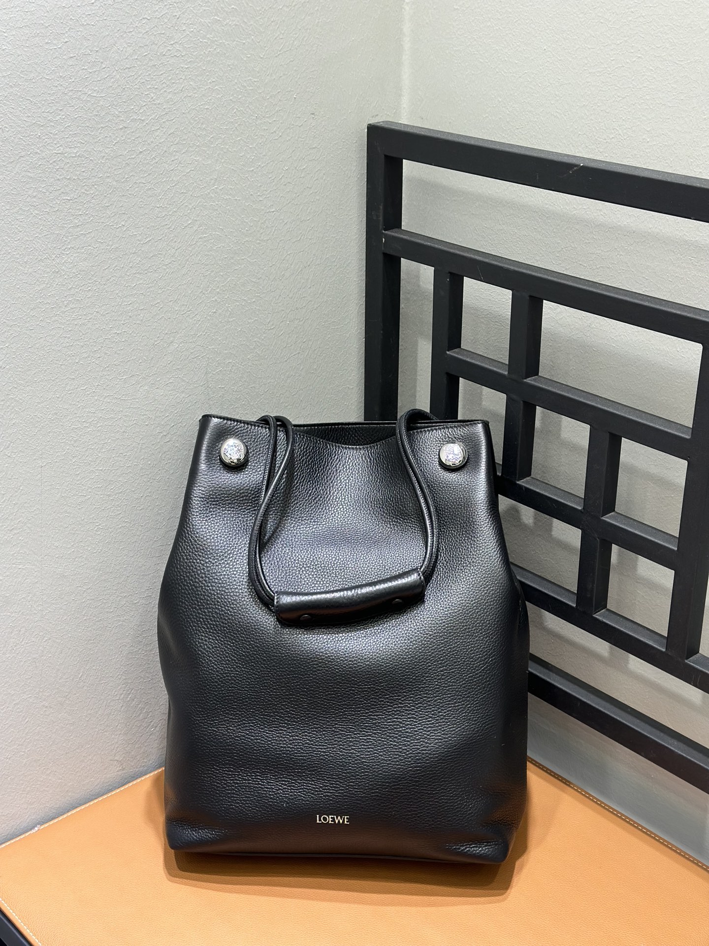Lowee Pebble Pouch Bag-27.5×11×40CM