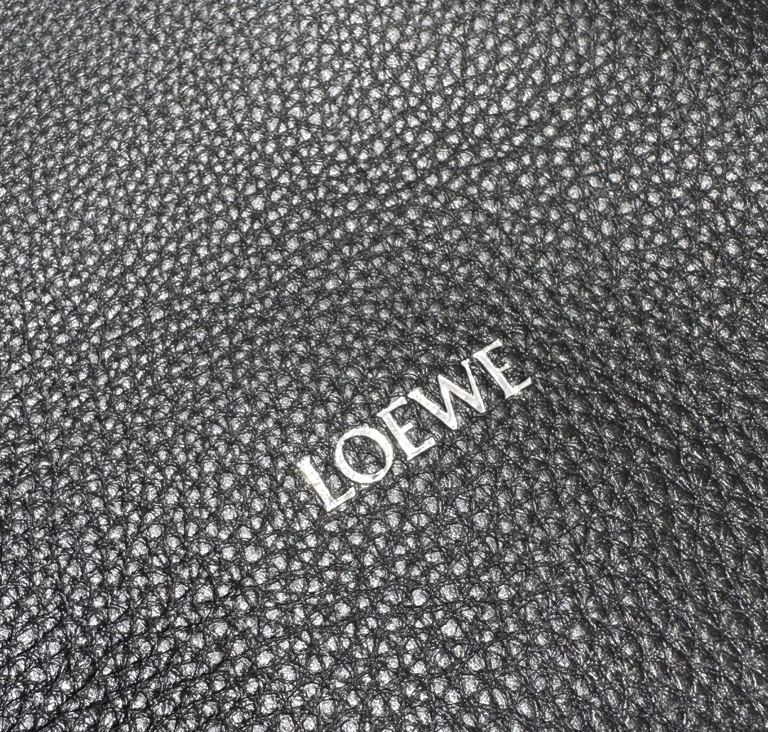 Lowee Pebble Pouch Bag-27.5×11×40CM