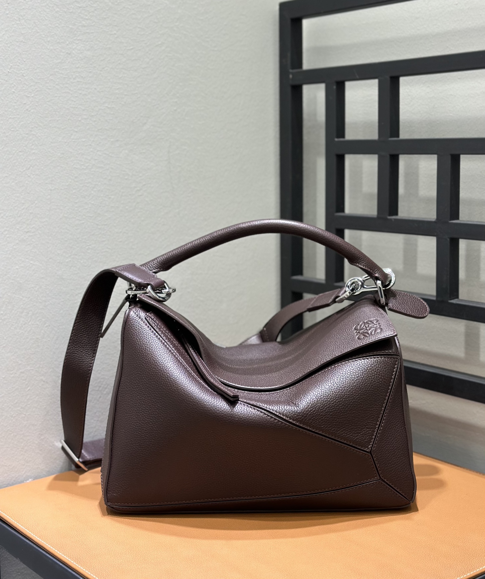 Lowee Puzzle Edge Bag-33*14*21.5CＭ
