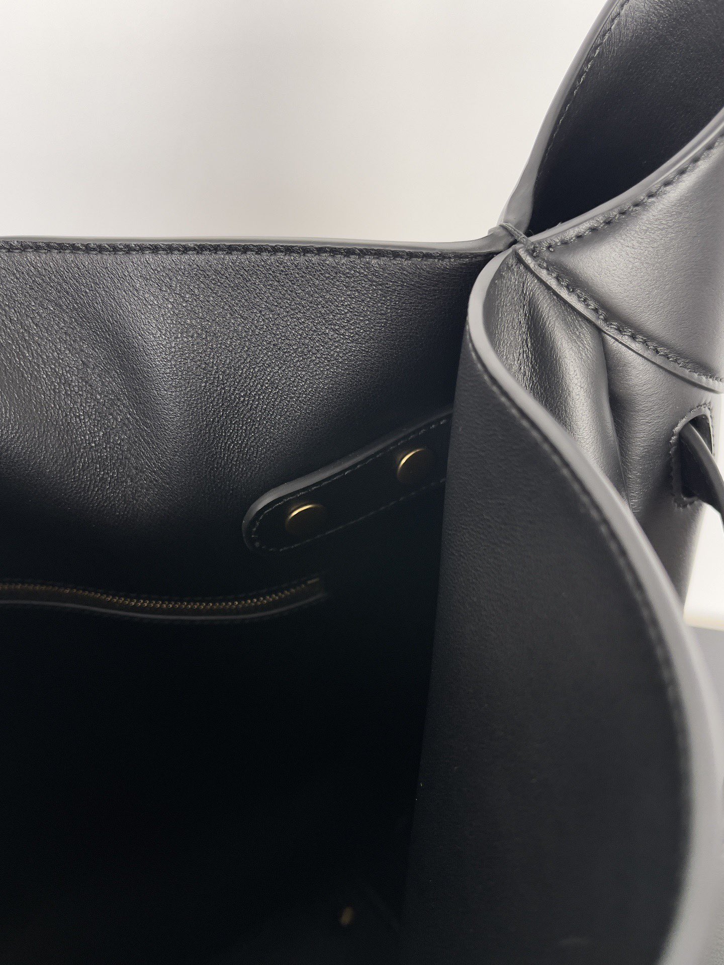 Balenciag Bel Air Shoulder Bag-43.9*39.8*15CM
