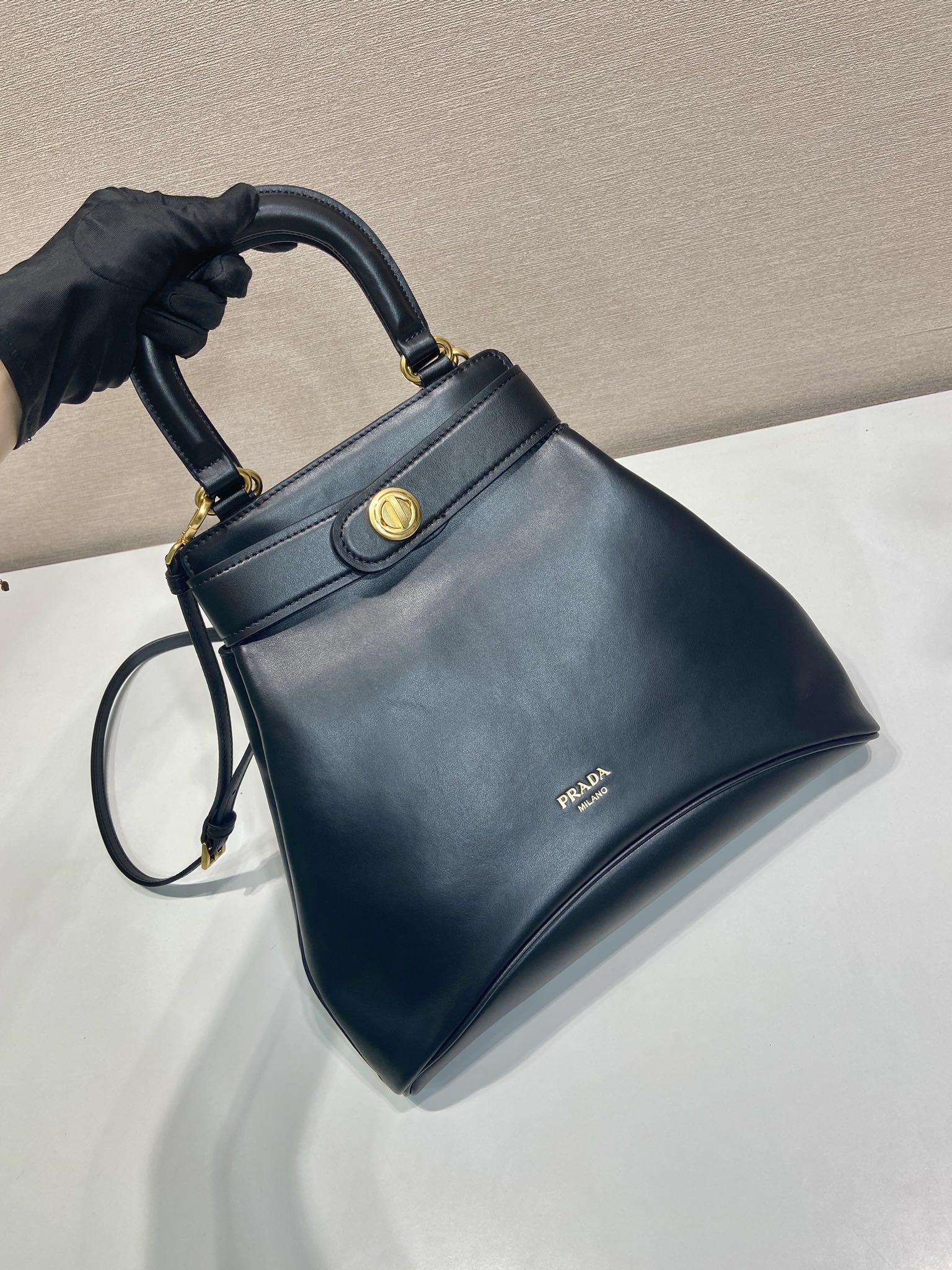 Prada Women’s Leather Tote -31*28*5CM