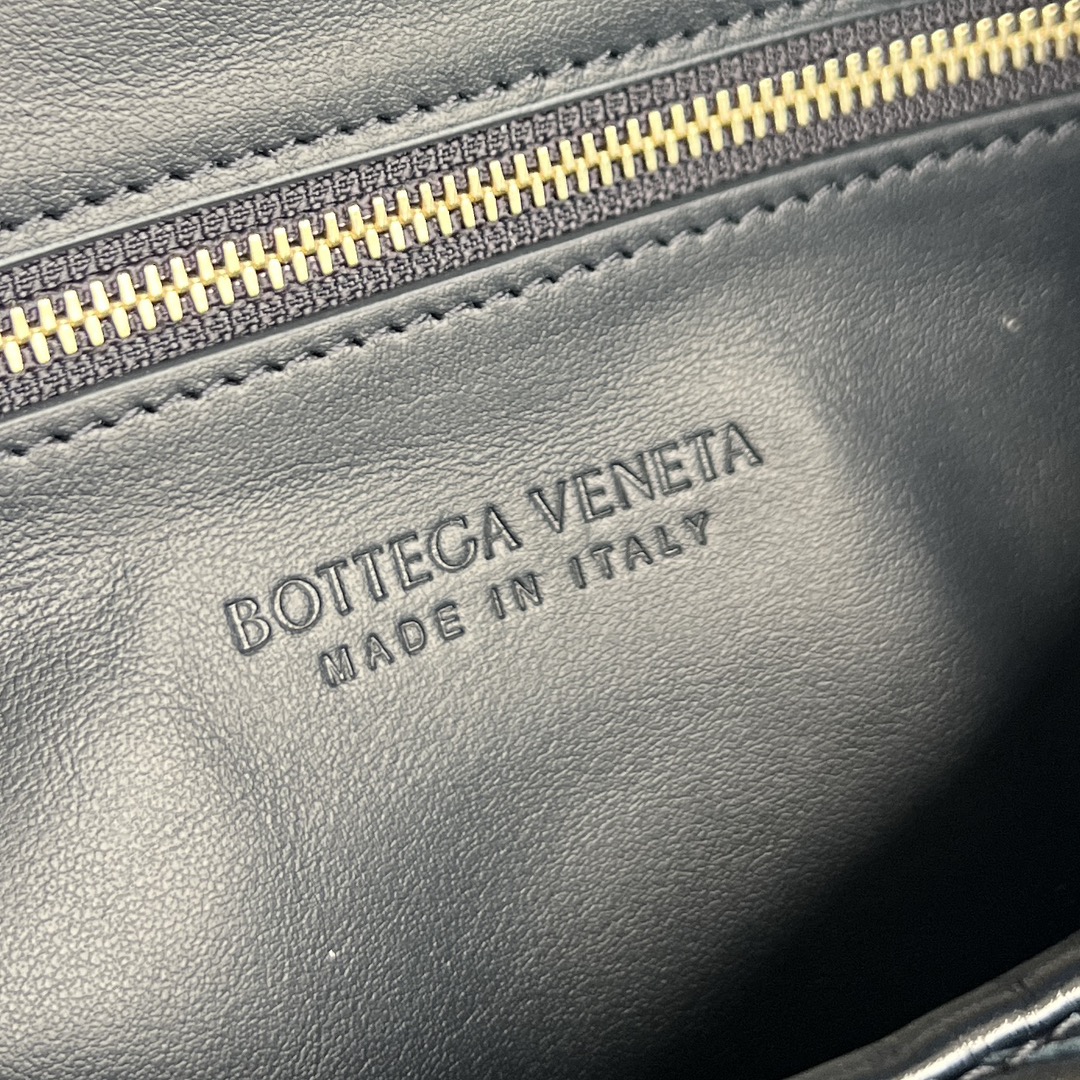 Bottega Veneta Hop Bag-46x21x10CM