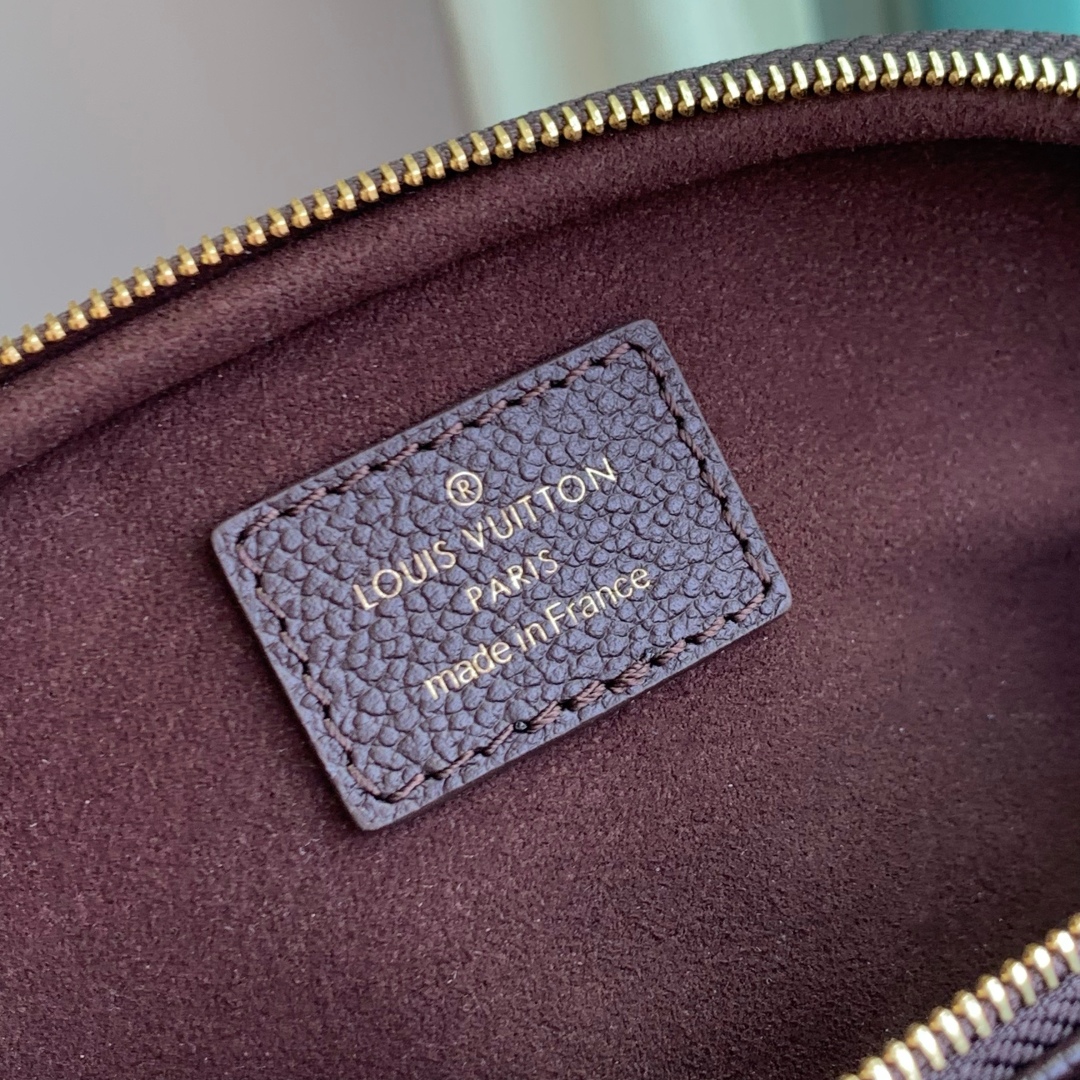 Louis Vuitton Mini Bumbag-17 x 12 x 9.5CM Louis Vuitton Mini Bumbag-17 x 12 x 9.5CM
