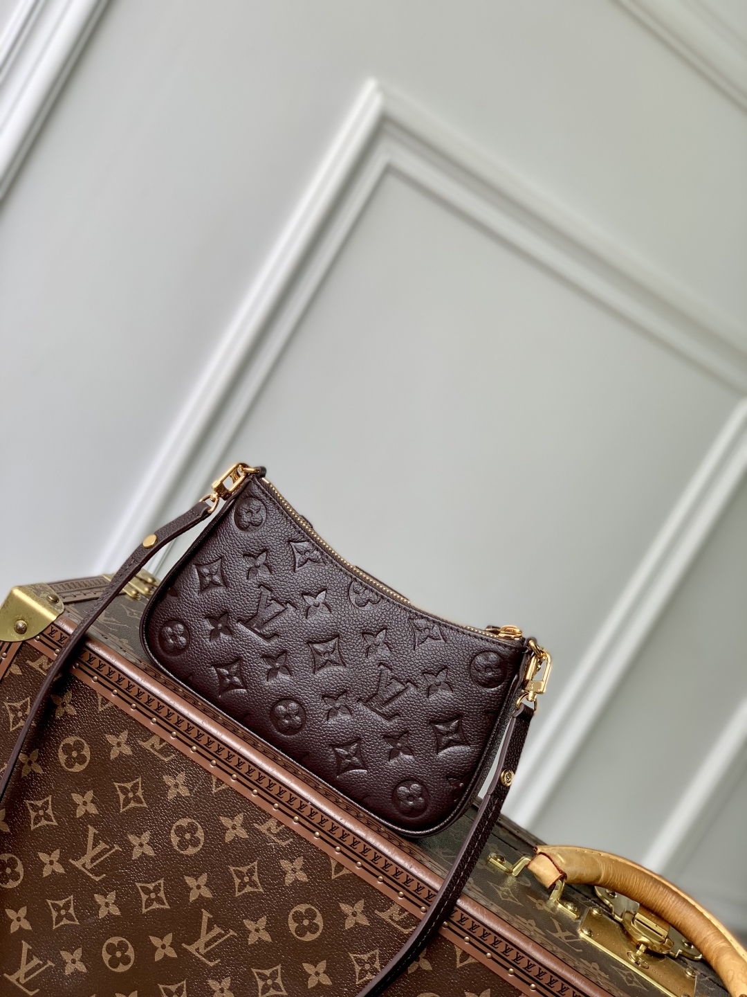 Louis Vuitton Easy Pouch On Strap-19×11.5x3CM
