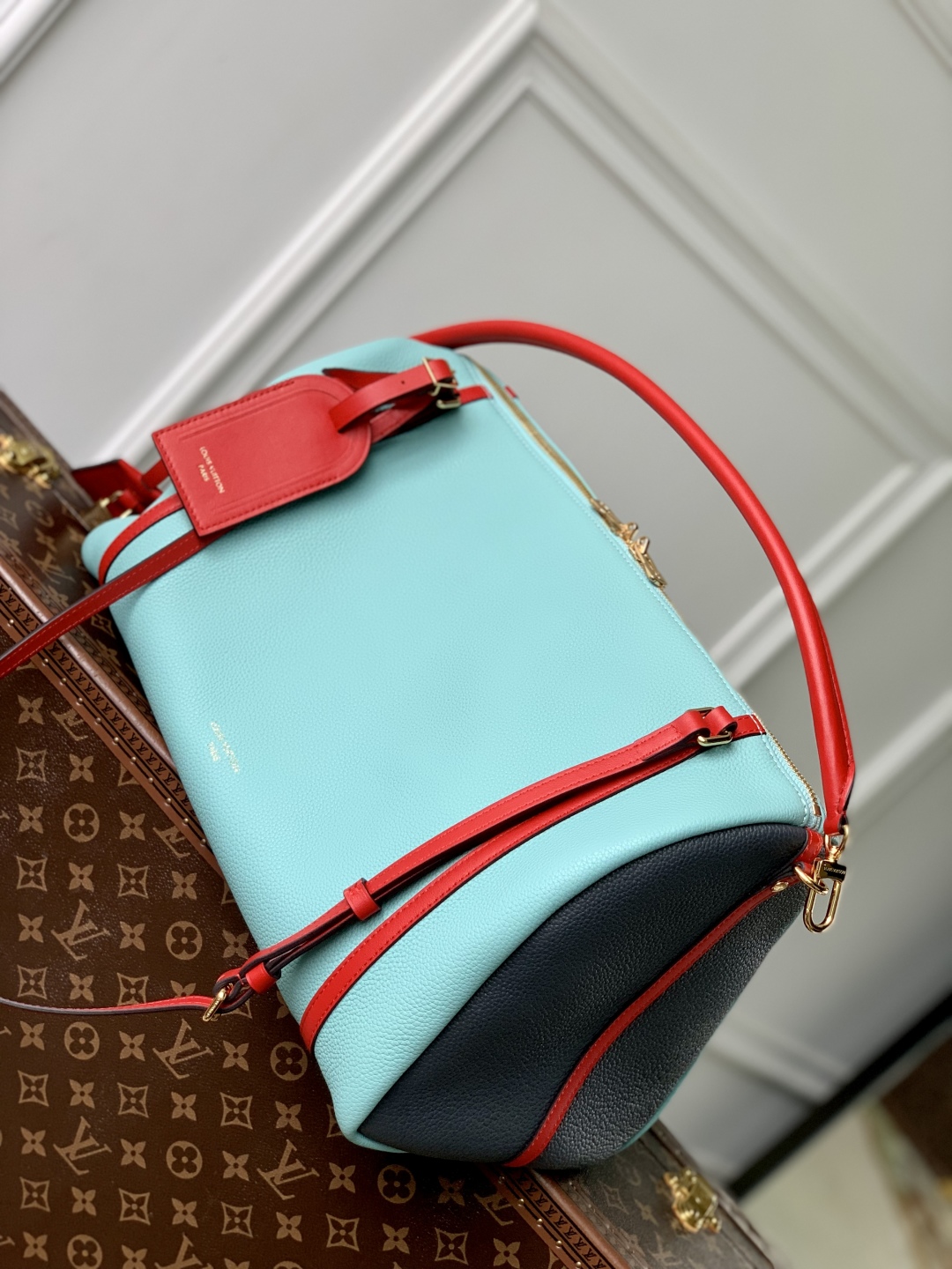 Louis Vuitton M13668 Top Handbags-40*20*25CM