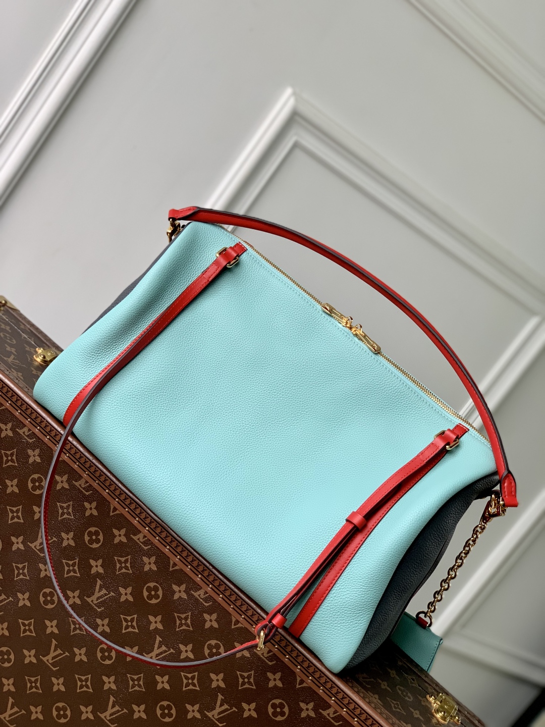 Louis Vuitton M13668 Top Handbags-40*20*25CM