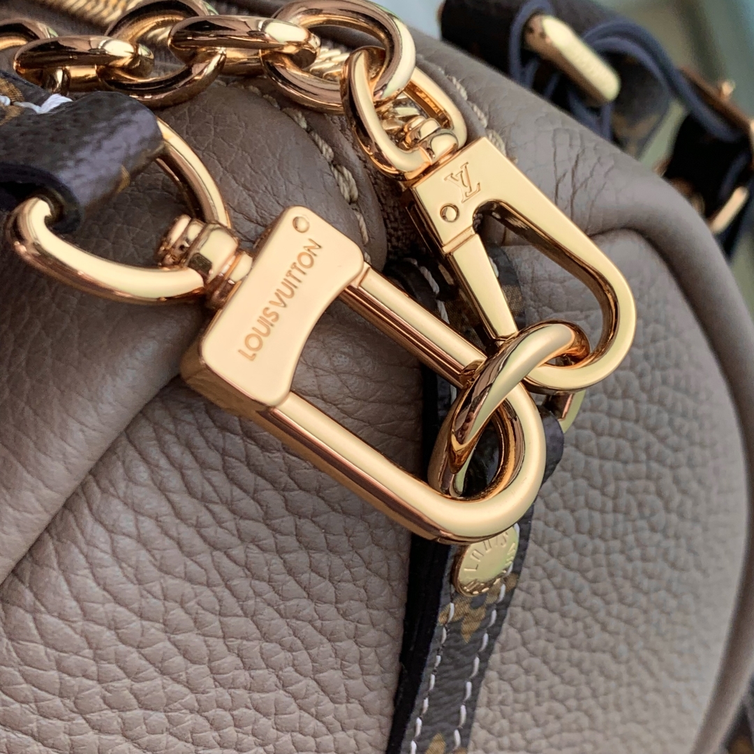 Louis Vuitton M13667 Top Handbags-25*15*18CM