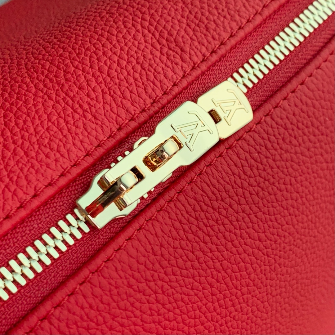 Louis Vuitton M13667 Top Handbags-25*15*18CM