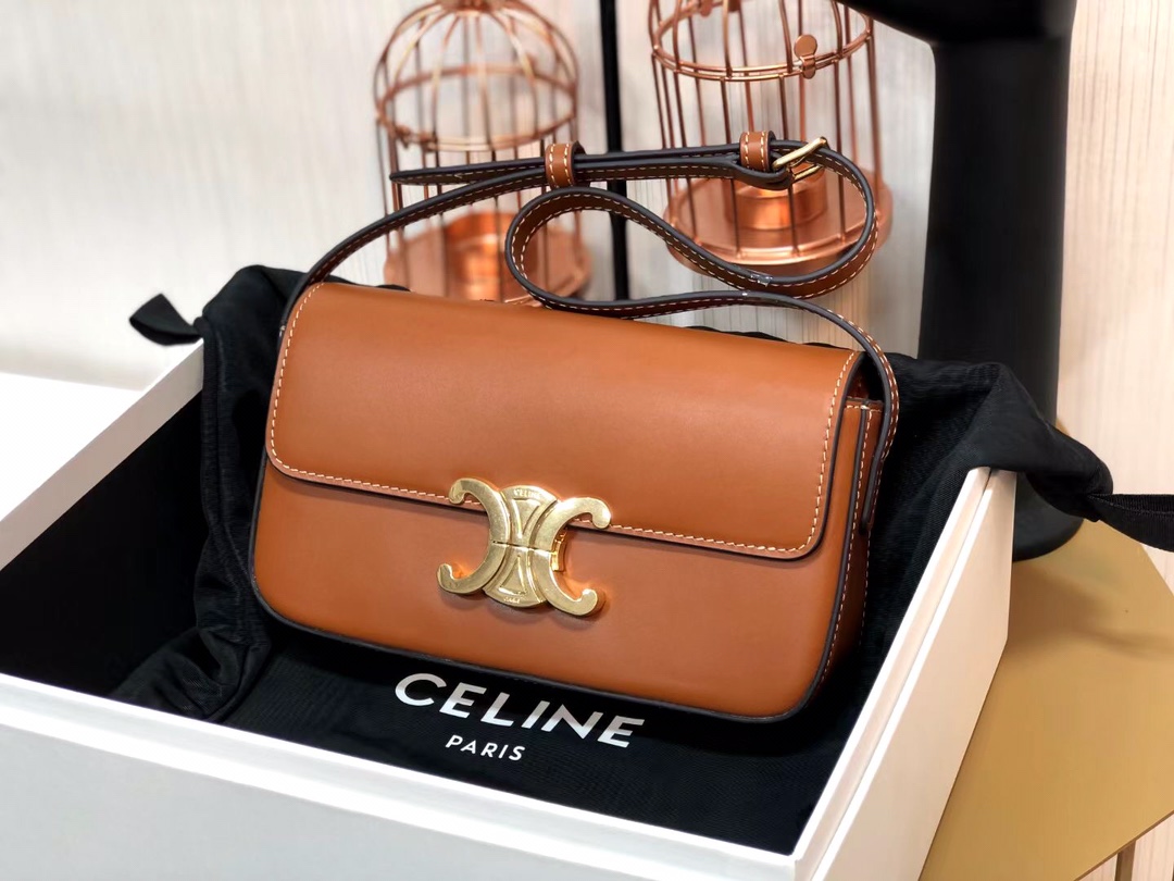 Celin Triomphe Shoulder Bag 2021S-20*10*4CM Celin Triomphe Shoulder Bag 2021S-20*10*4CM