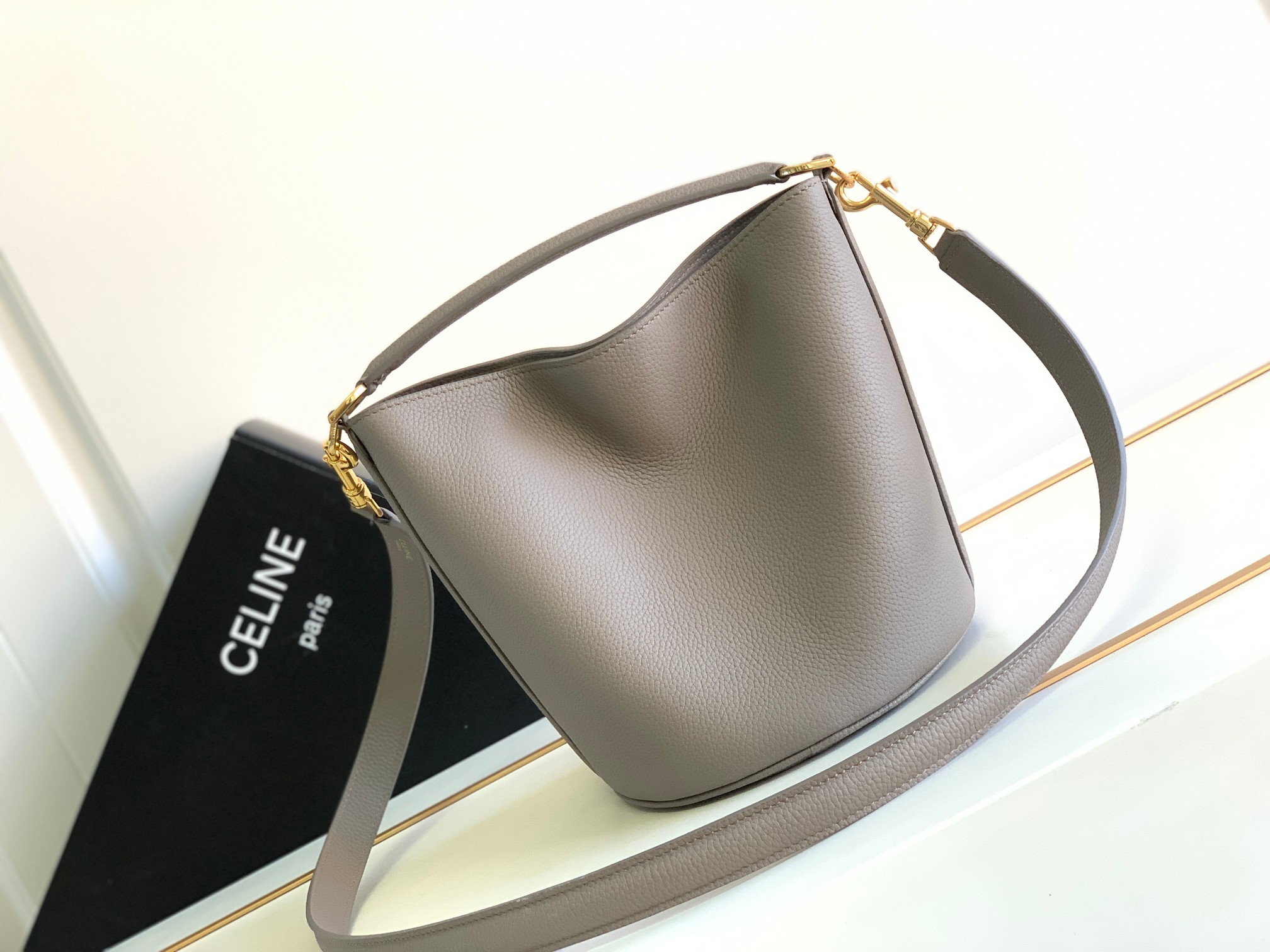 Celina Bucket Bag-16x18x16CM