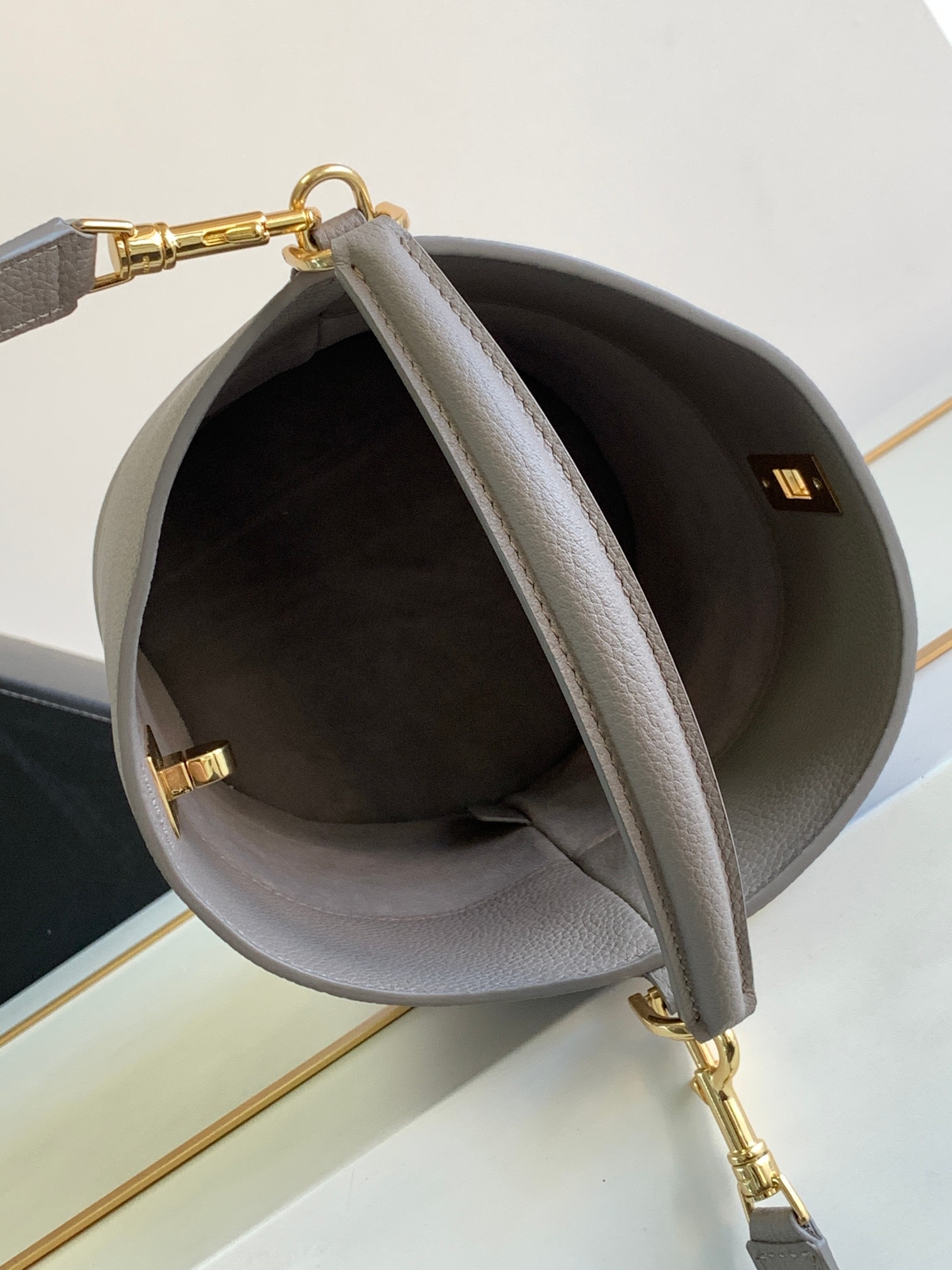 Celina Bucket Bag-16x18x16CM