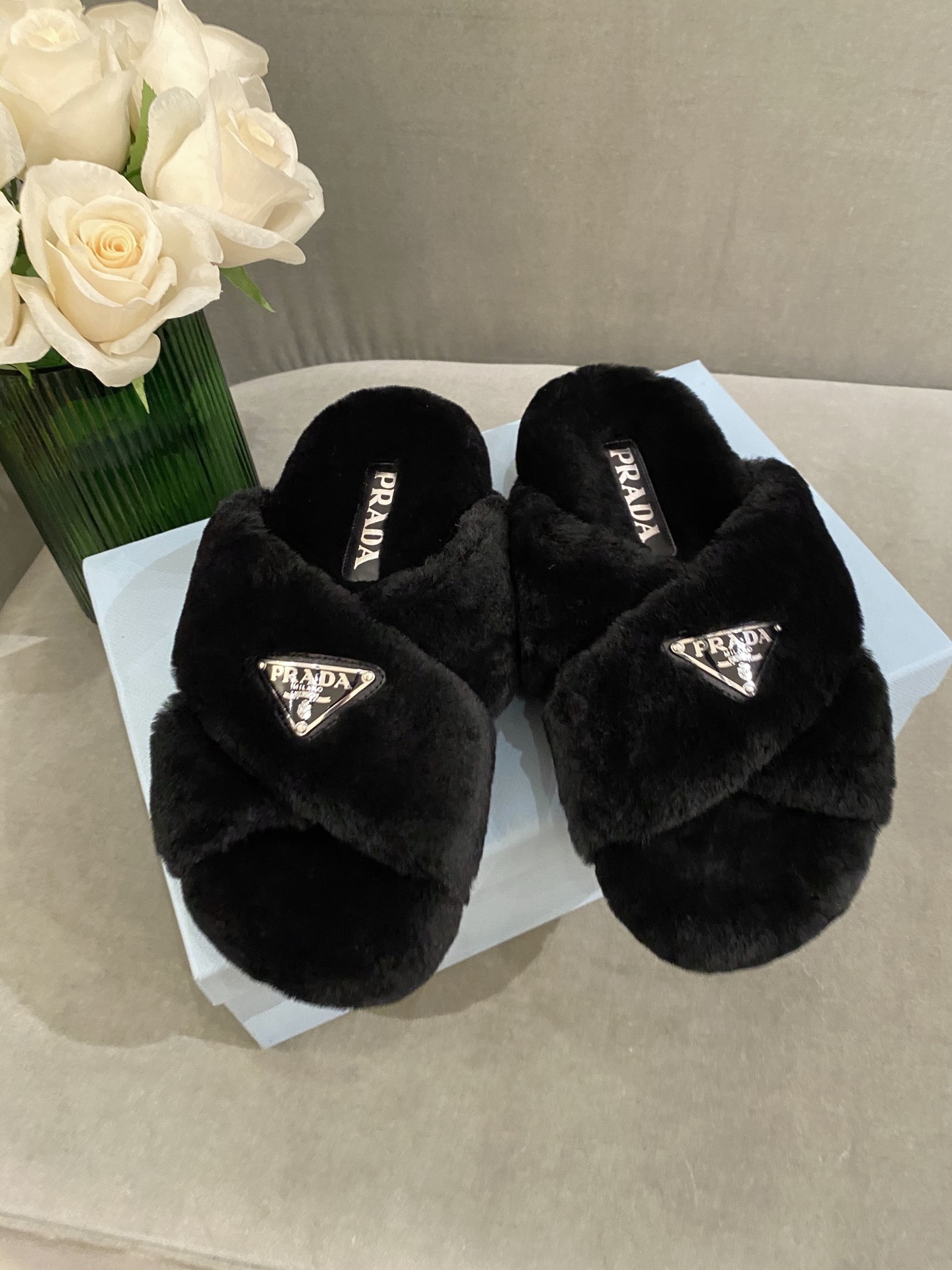 Prada Slides