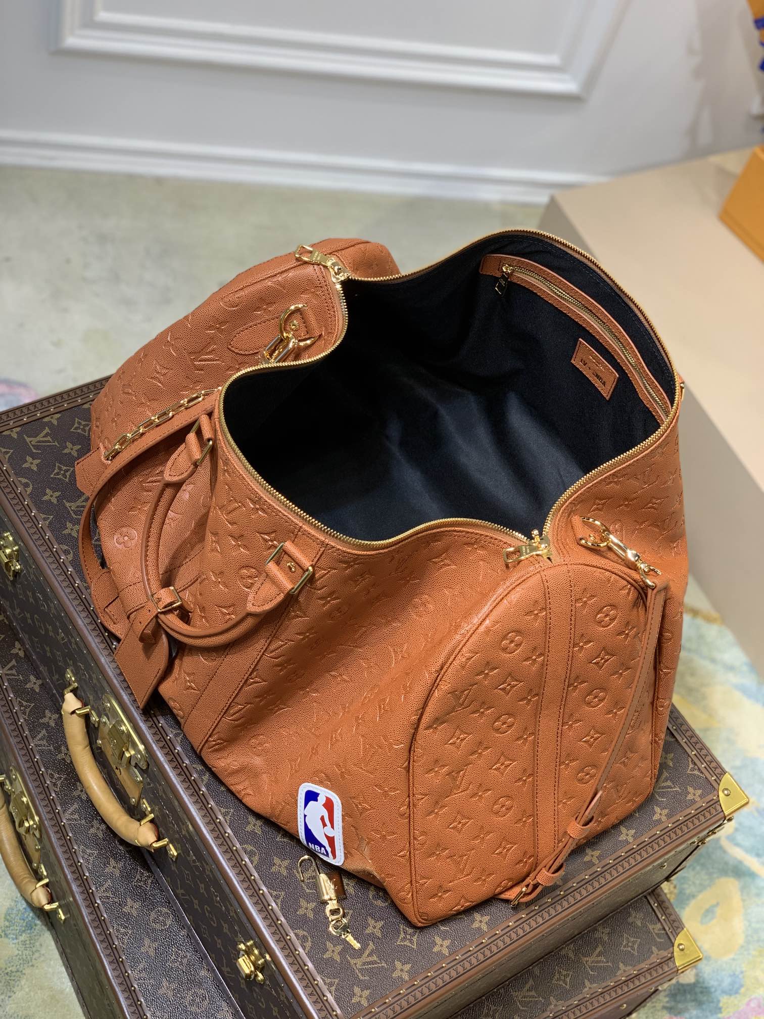 Louis Vuitton xNBA SEASON 2 keepall-55*27*20CM