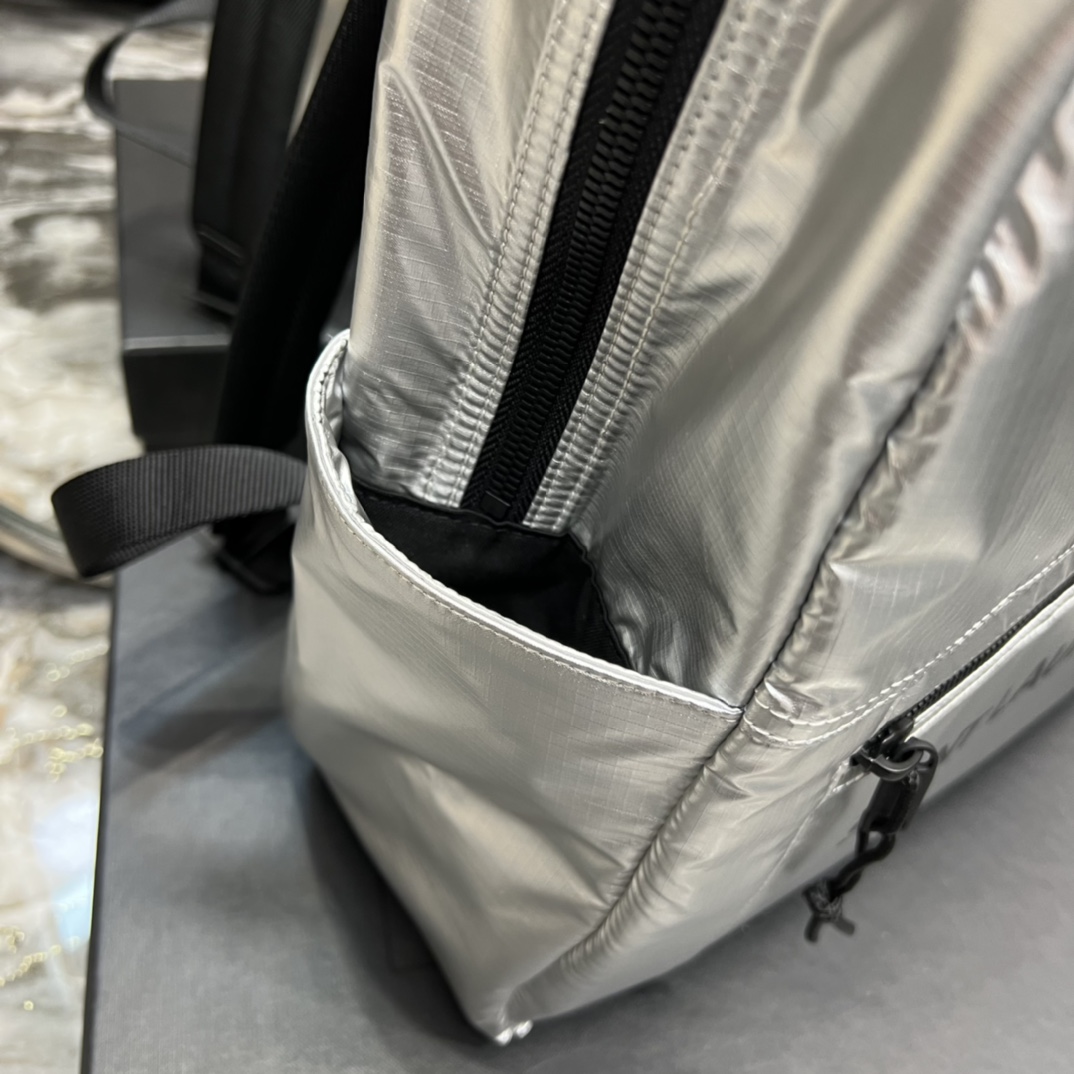 YSL Backpack-32×37×6CM
