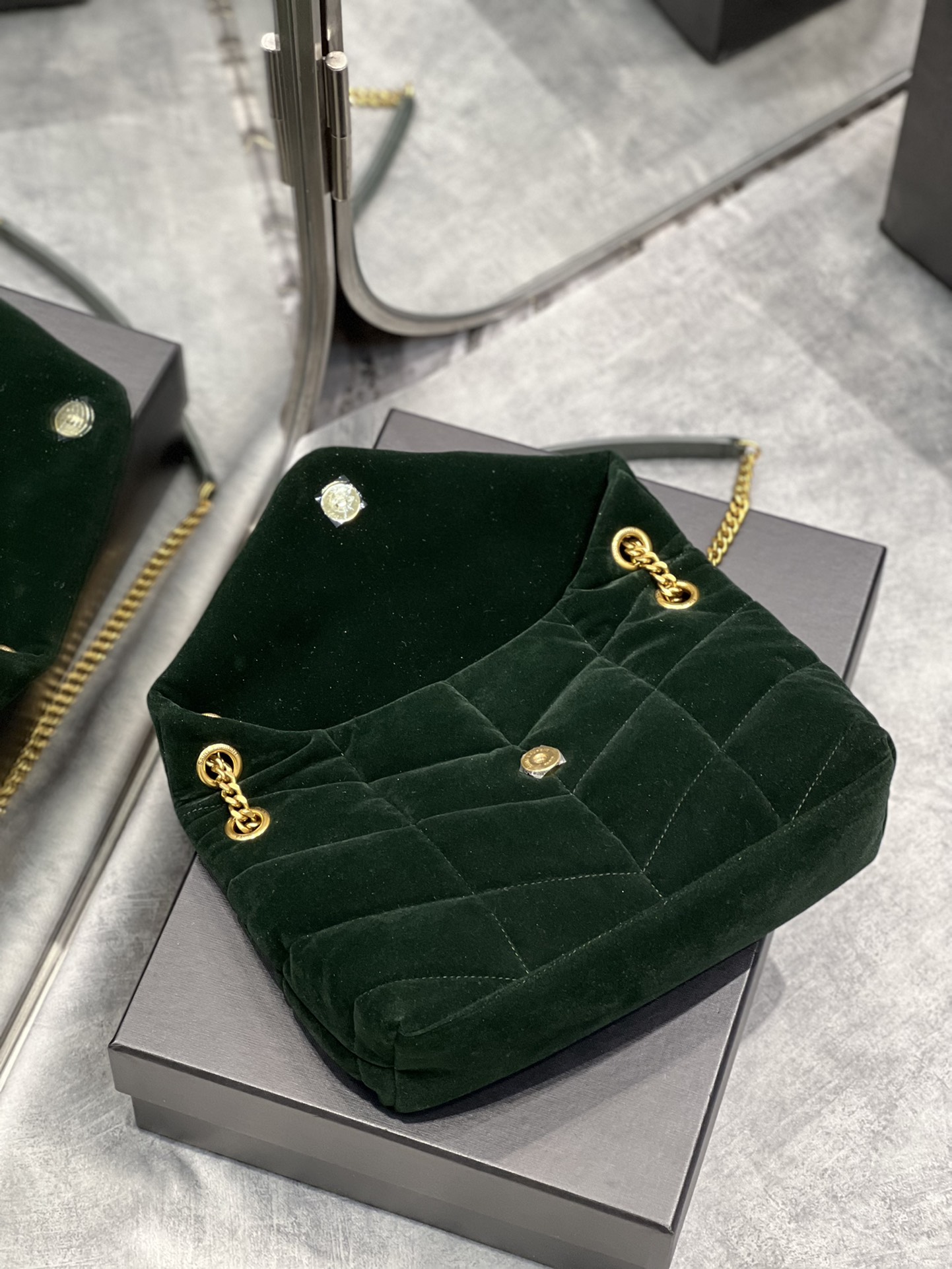 YSL Large Loulou Puffer-29*17*11CM