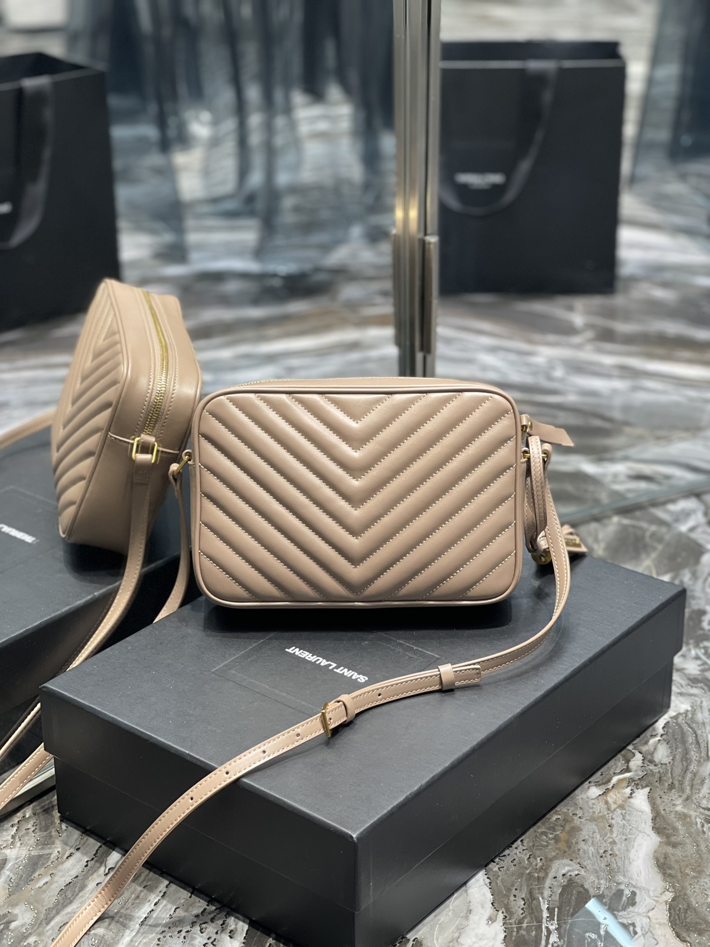 YSL Lou Camera Bag-‎23*16*6CM