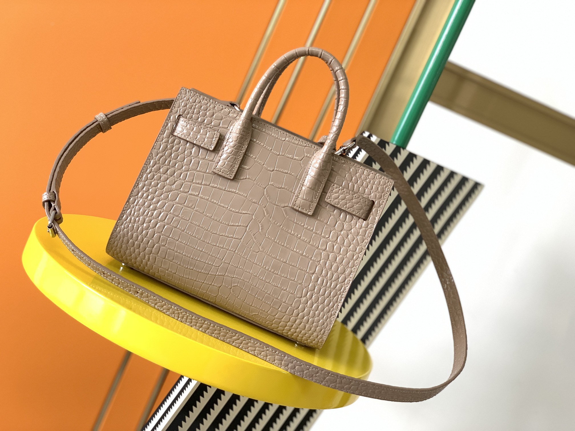 YSL Sac De Jour-22x18x10.5CM