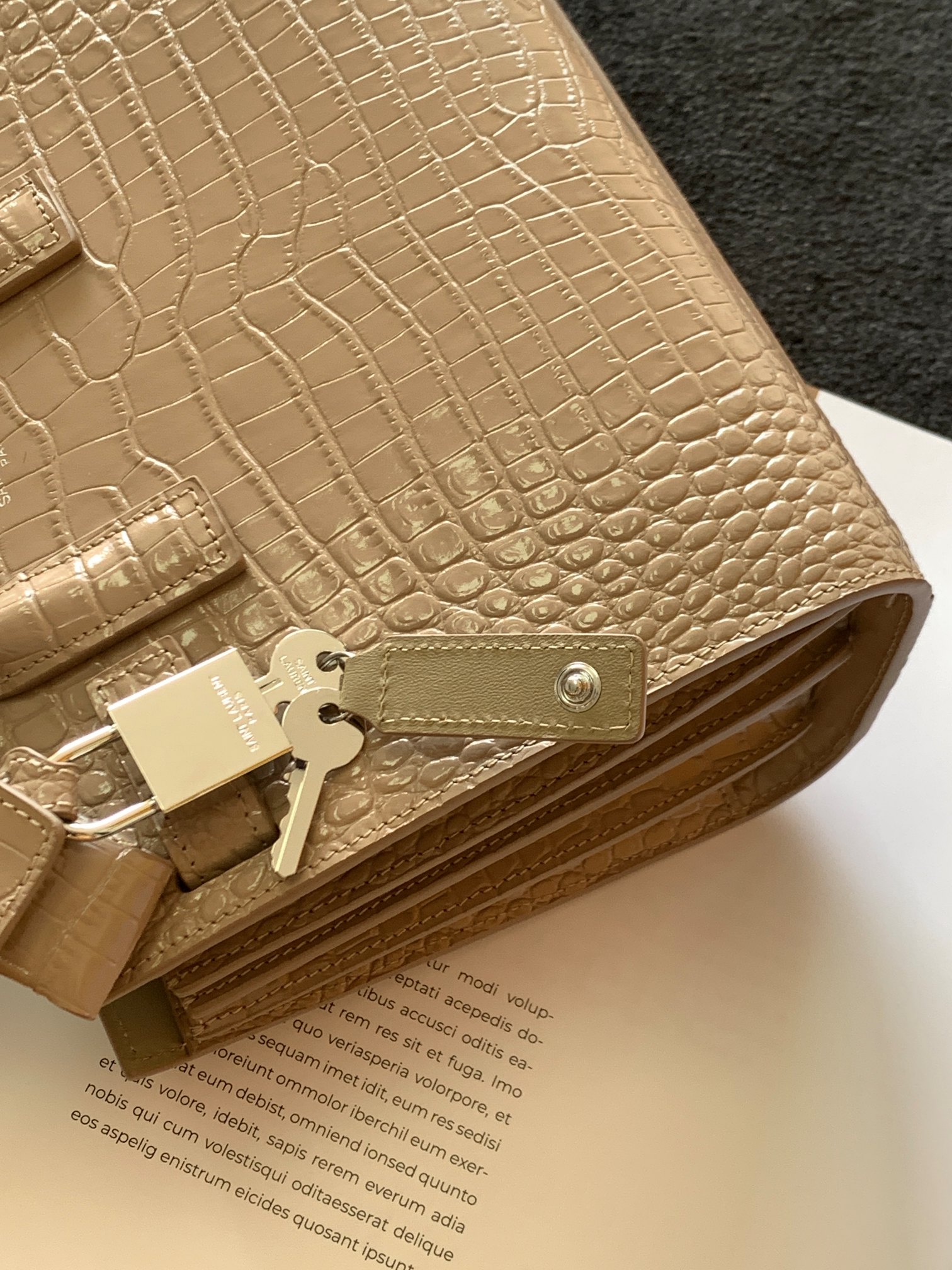 YSL Sac De Jour-22x18x10.5CM