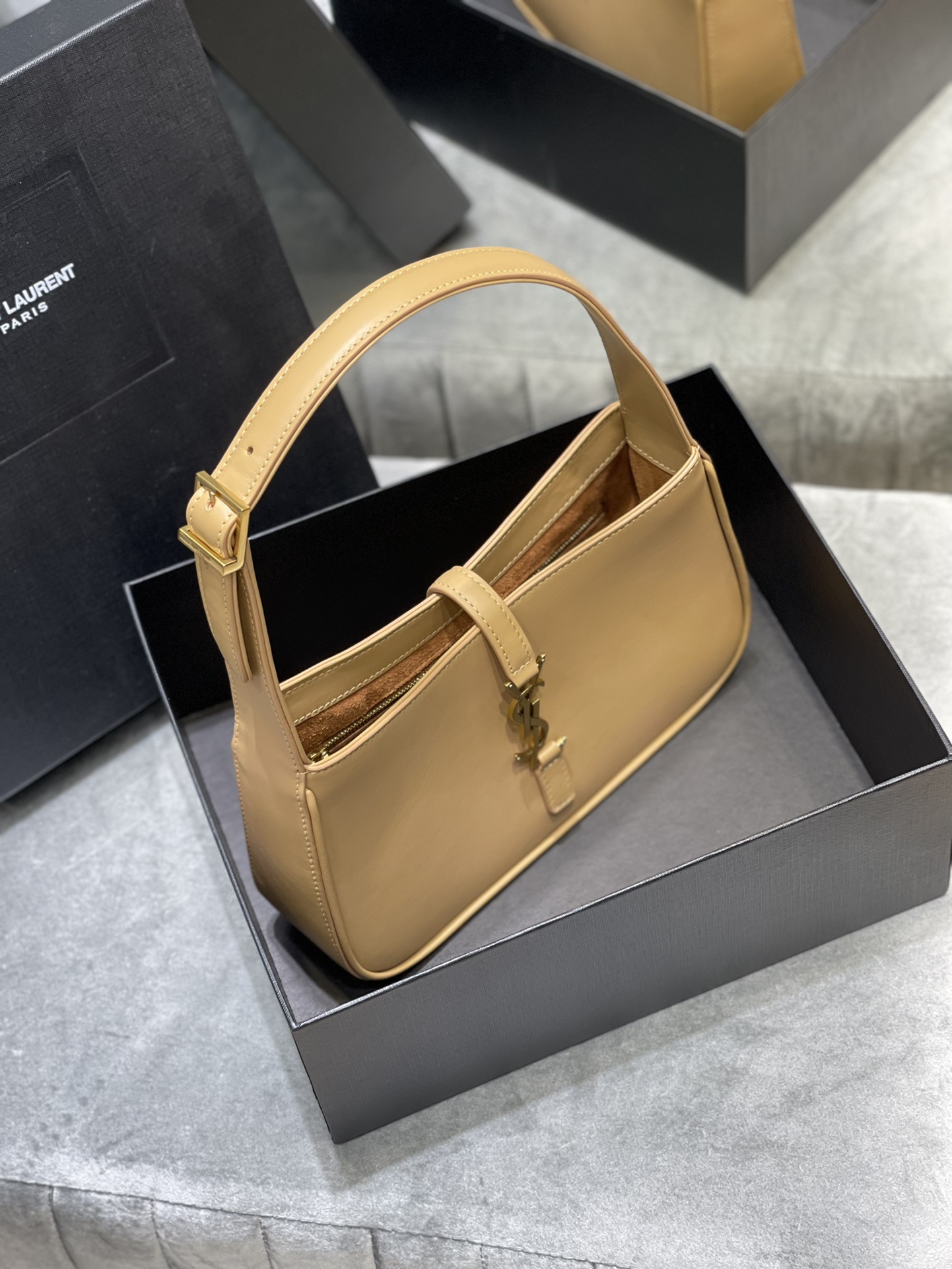 YSL Le5A7 Vintage Bag-25X14X6CM