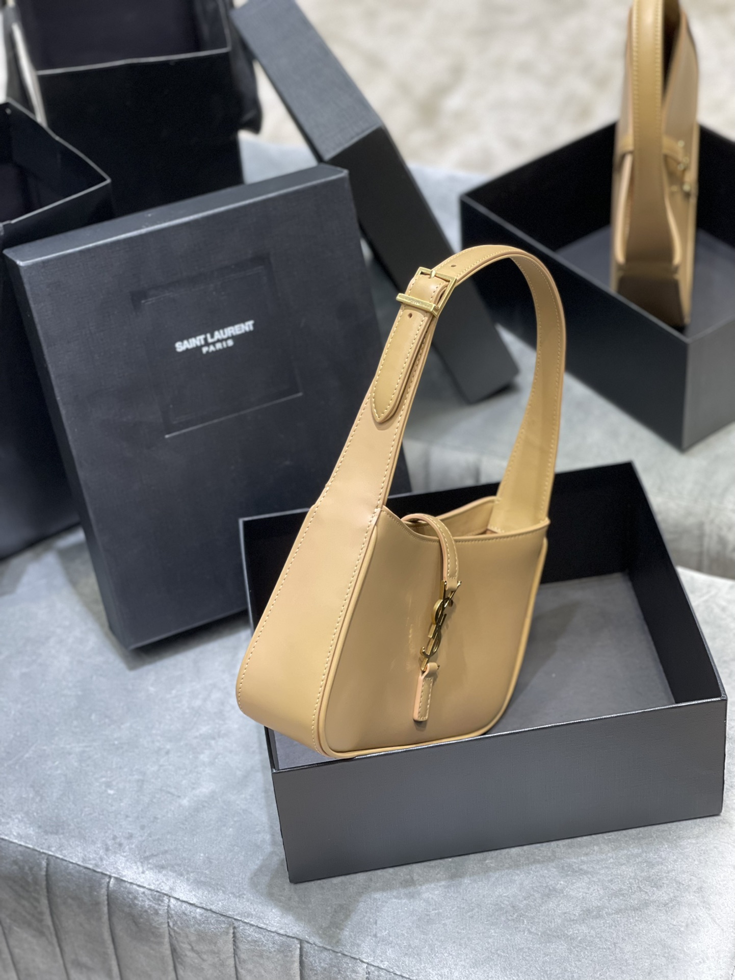 YSL Le5A7 Vintage Bag-25X14X6CM