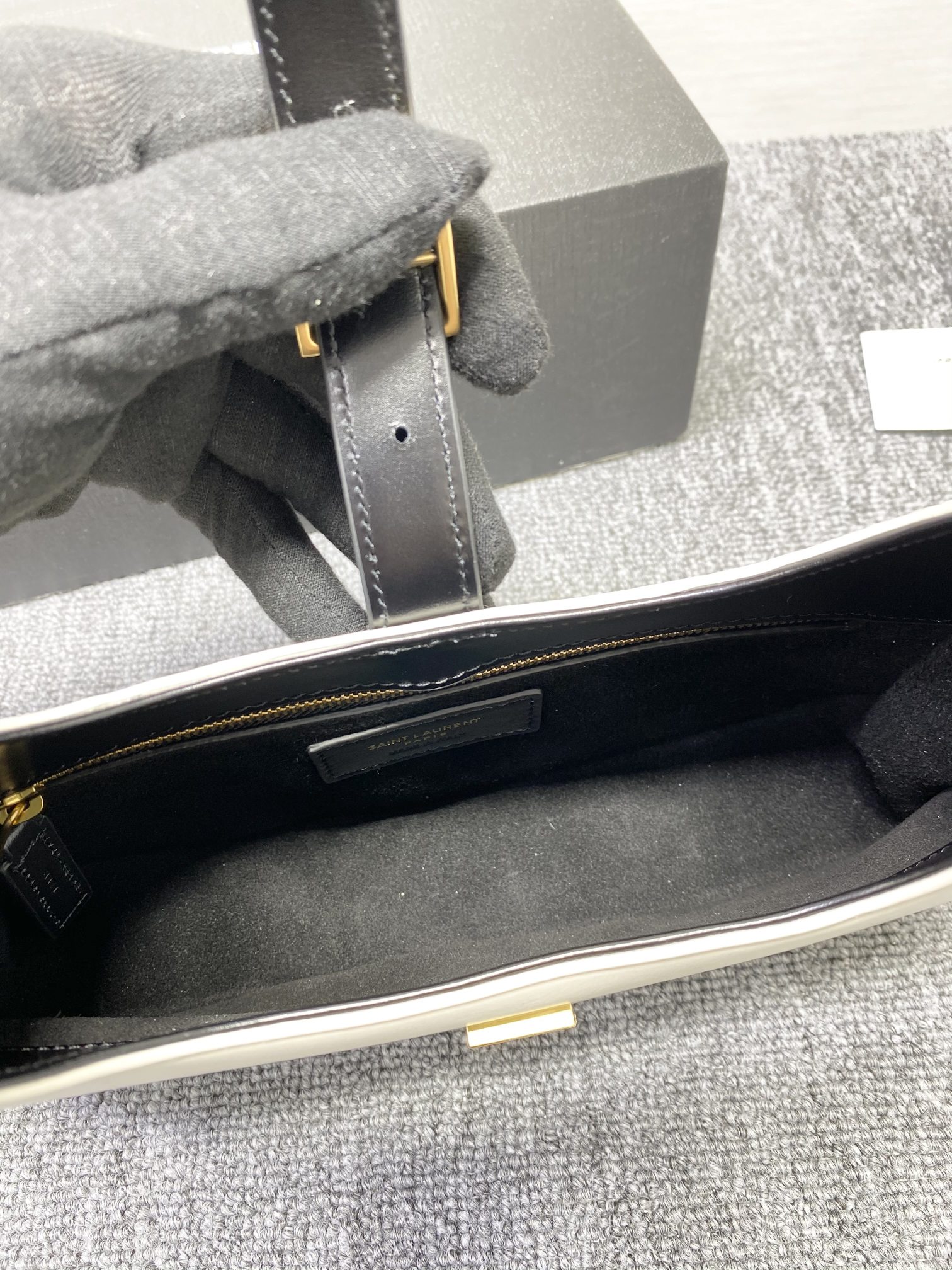 YSL Hoho Bag-24.5x18x17CM
