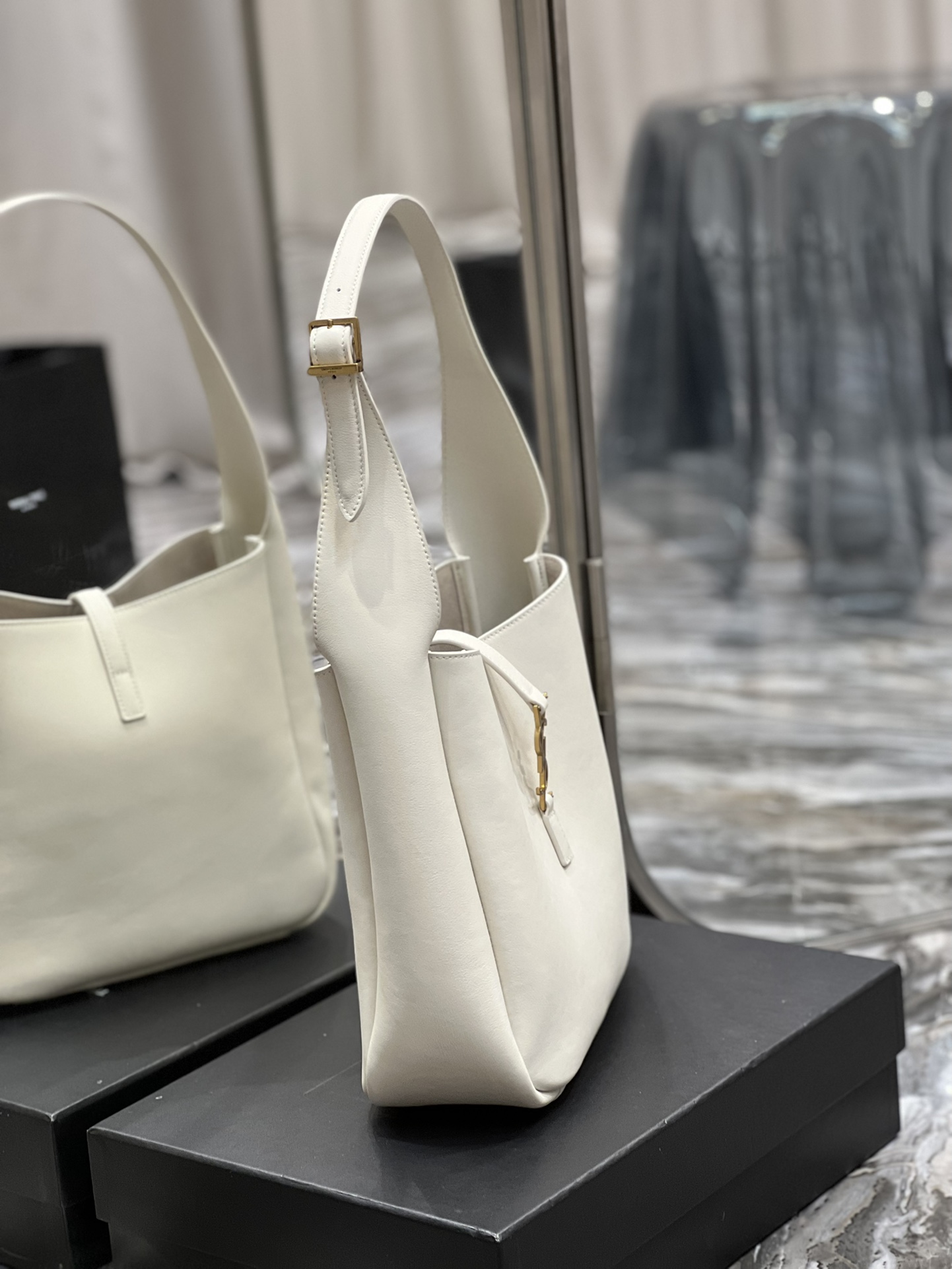 YSL Le5A7 Vintage Bag-25X14X10CM