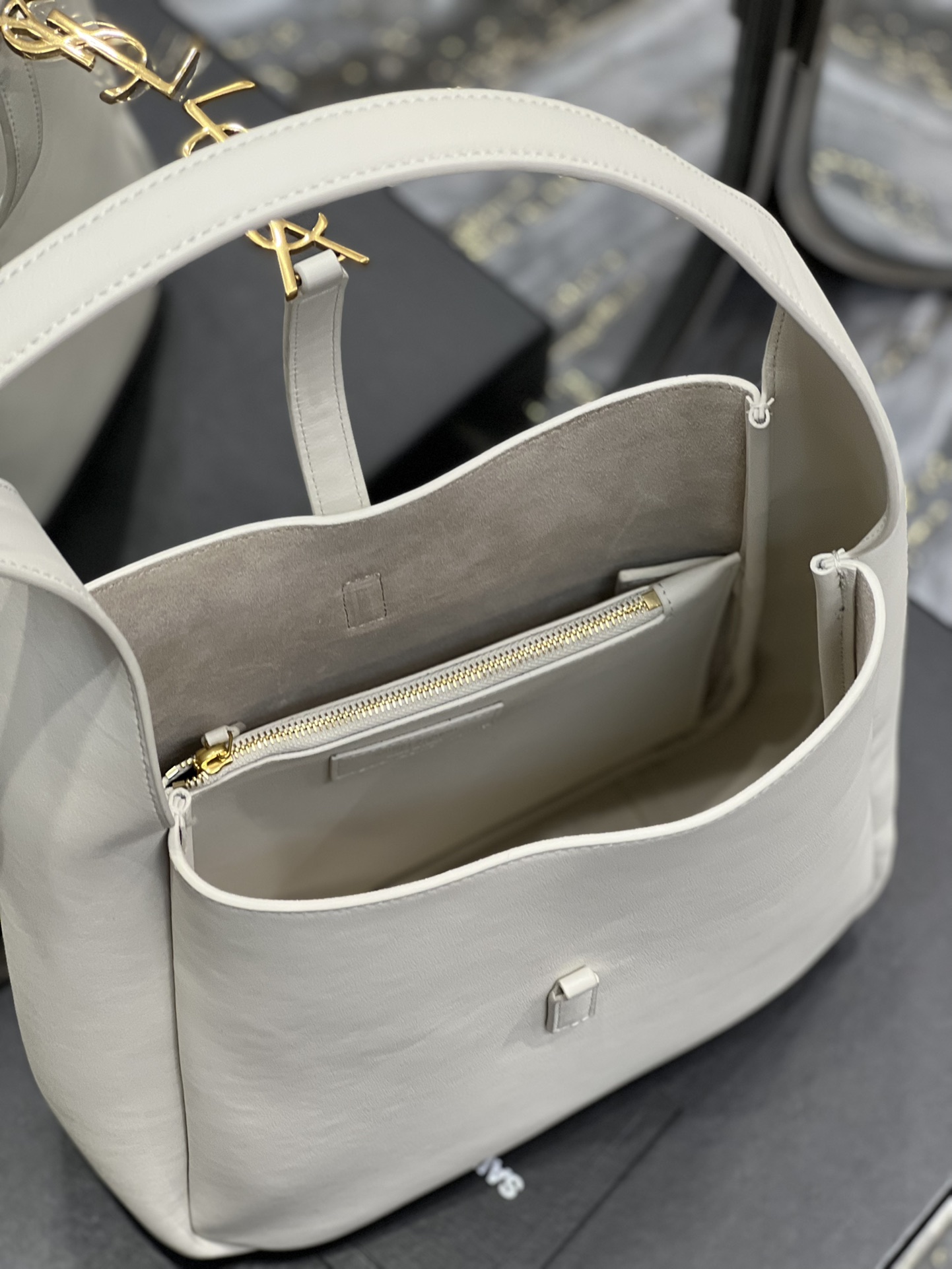 YSL Le5A7 Vintage Bag-25X14X10CM