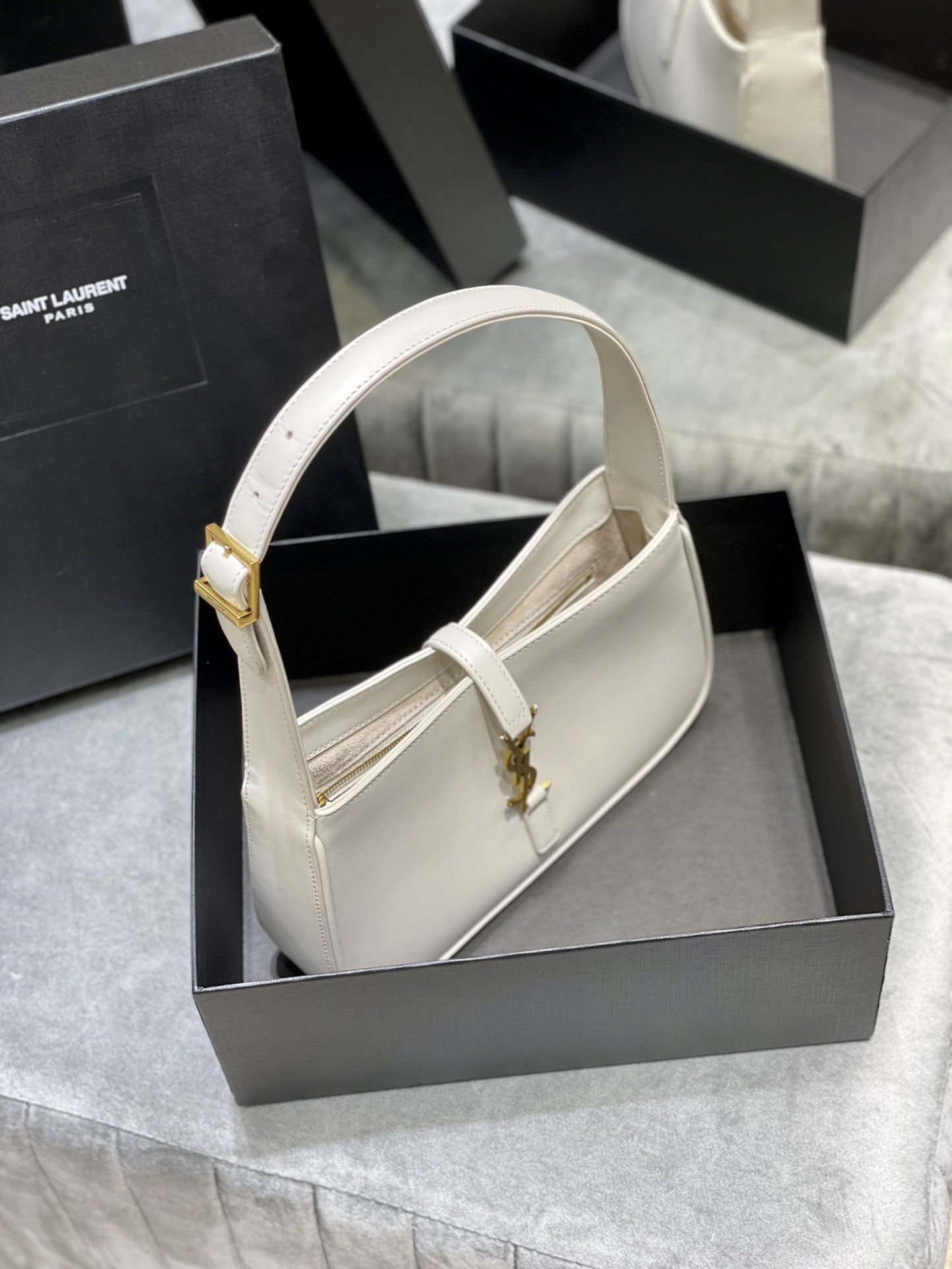 YSL Le5A7 Vintage Bag-25X14X6CM