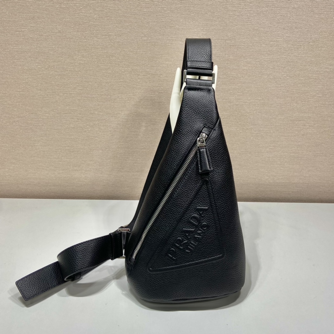 Prada 2VZ098 Handbags-17*32*6.5CM
